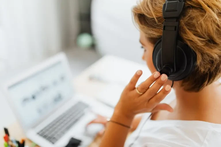 Inbound vs Outbound Calls and How AI Voice Is Changing Both